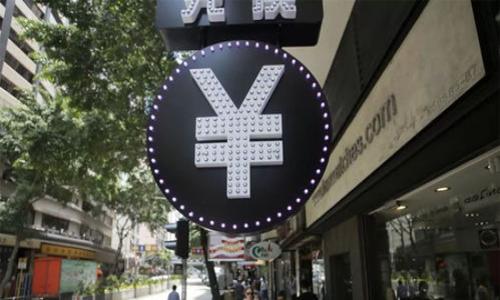 小金库钱包USDT怎么提现

关键词：USDT提现, 小金库钱包, 数字货币

内容介绍：
随着数字货币的兴起，越来越多的人开始接触和使用虚拟货币钱包。小金库钱包作为一种新兴的数字货币钱包，它允许用户存储和管理多种数字货币，其中USDT（泰达币）是其支持的主要资产之一。USDT的特点在于其与美元1:1的锚定，使其成为交易和投资中非常流行的选择。然而，许多新用户在尝试将USDT进行提现时，可能会面对不同的问题，导致他们对提现流程感到困惑。本文将详细介绍如何在小金库钱包中提现USDT，并回答相关的常见问题。

如何在小金库钱包中进行USDT提现

在小金库钱包中提现USDT的步骤可以分为几大部分。首先，用户需要确保他们的账户已经通过身份验证，以便满足反洗钱（AML）和了解你的客户（KYC）的监管要求。这通常包括提供身份证明文件和其他相关资料。

其次，用户需要确保他们的账户中有可提现的USDT余额。用户在进行OTC（场外交易）或其他交易后，可能会增加USDT余额。

一旦确认了身份和余额，用户可以按照以下步骤进行提现：

ol
li登录小金库钱包账户。/li
li在首页找到并点击“提现”或“提币”选项。/li
li选择USDT作为提现的币种。/li
li输入提现的金额。/li
li填写提现地址，这是用户希望将USDT提现到的外部钱包地址。/li
li确认所有信息无误后，提交提现申请。/li
li可能需要进行二次验证，例如输入短信验证码或邮件验证码。/li
li提交后，系统会进行审核，审核通过后，资金将会转入用户提供的地址。/li
/ol

值得一提的是，由于区块链的特性，用户在提交提现申请后，资金到达外部地址可能需要一定的时间，通常为15分钟到几小时，具体取决于网络状况。

USDT提现时需要注意什么？

USDT提现不是一个简单的过程，尤其对于新手来说，有几个关键点需要注意：

1. 提现地址的准确性
输入提现地址时，务必确保所填写的地址是正确的，任何一个字符的错误都可能导致资产的丢失，没有人可以帮助恢复通过错误地址发送的数字货币。用户可以复制粘贴外部钱包地址来确保安全，并且在提交前进行再次核对。

2. 网络费
提取USDT时，一般需要支付一定的网络费用（Gas fee），这笔费用由区块链网络决定。网络繁忙时，费用可能会有所增加。用户需要在提现金额中考虑这一点，确保提现金额的正确性和完全性。

3. 提现限制
小金库钱包可能设置了提现的最低限额和每日提现次数限制。用户在提现前应了解这些规则，以避免因不满足条件而无法成功提现。

4. 活动和公告
小金库钱包不时会进行一些活动或者发布公告，例如充提手续费减免、提现功能升级等，用户应关注官方通告，以获取最新信息，确保在最佳时机进行提现。

USDT提现未到账怎么办？

当用户完成提现操作后，可能会遇到未到账的情况，这时应当采取相应措施：

1. 检查提现状态
用户可以在小金库钱包的提现记录中查看提现申请的状态，确认申请是否已经被处理。如果显示为“处理中”，则说明系统正在处理，但如果状态为“已完成”而未到账，则需要进一步查找原因。

2. 查询区块链状态
大部分的数字货币转账都可以在区块链上进行查询。用户可以通过USDT的区块链浏览器，输入自己的提现交易ID，查看交易的状态，是否已经被确认，并且资金是否已经发送至目标地址。

3. 耐心等待
有时候，区块链网络状况不佳也会导致交易延迟，用户需耐心等待一段时间再进行查询。通常情况下，在高峰期未到账超过12小时可算为异常。

4. 客服寻求帮助
如果以上步骤都确认无误，而问题仍未解决，用户可以联系客服，提供相关的提现记录以及交易ID，客服将协助调查提现问题。处理这类问题时，务必要保持沟通渠道的开畅，并留意客服的反馈和建议。

小金库钱包USDT提现的安全性如何保障？

数字货币的安全性一直是用户关注的重点，尤其在进行提现时更应严加防范。小金库钱包为确保用户的资金安全，采取了多项安全措施：

1. 二次验证机制
小金库钱包在提现过程中一般会采用二次验证方式，例如输入动态密码或短信验证码。此举是为了确保提现请求是由账户持有者本人发起，增加安全性。

2. 资金隔离
小金库钱包可能会保持用户资金与平台运营资金的分离，这意味着用户的资金不会被平台方使用或挪用，从而提升客户资产的安全性。

3. 数据加密技术
小金库钱包会使用各种数据加密技术，确保用户的登录信息、资金信息等私密数据不被第三方窃取。用户使用小金库钱包的过程中，应保持自己的设备安全，避免下载安装未知来源的软件。

4. 定期安全审计
为了保证用户的资金安全，小金库钱包平台会定期进行安全审计和漏洞扫描，确保存储方式和运营流程的安全性，不断提升防范能力，降低安全风险。

总结

通过以上分析，提现USDT在小金库钱包中并不是一件困难的事情，但用户在操作时需要保持警惕和小心，特别是在输入地址和金额的时候。了解提现的基本流程、注意事项、潜在问题及其解决办法是保护资产的重要措施。同时，在使用数字货币服务时，安全性也应成为优先考虑的因素。用户在进行任何数字货币交易前，都应该具备必要的知识和技能，以降低风险，保障资产安全。

常见问题问答：

1. 提现USDT需要多长时间？
2. 我是否可以修改提现地址？
3. 提现时出现“提现失败”如何处理？
4. 我该如何避免在提现时遇到的常见错误？

请根据以上问题进行探索和详细回答。